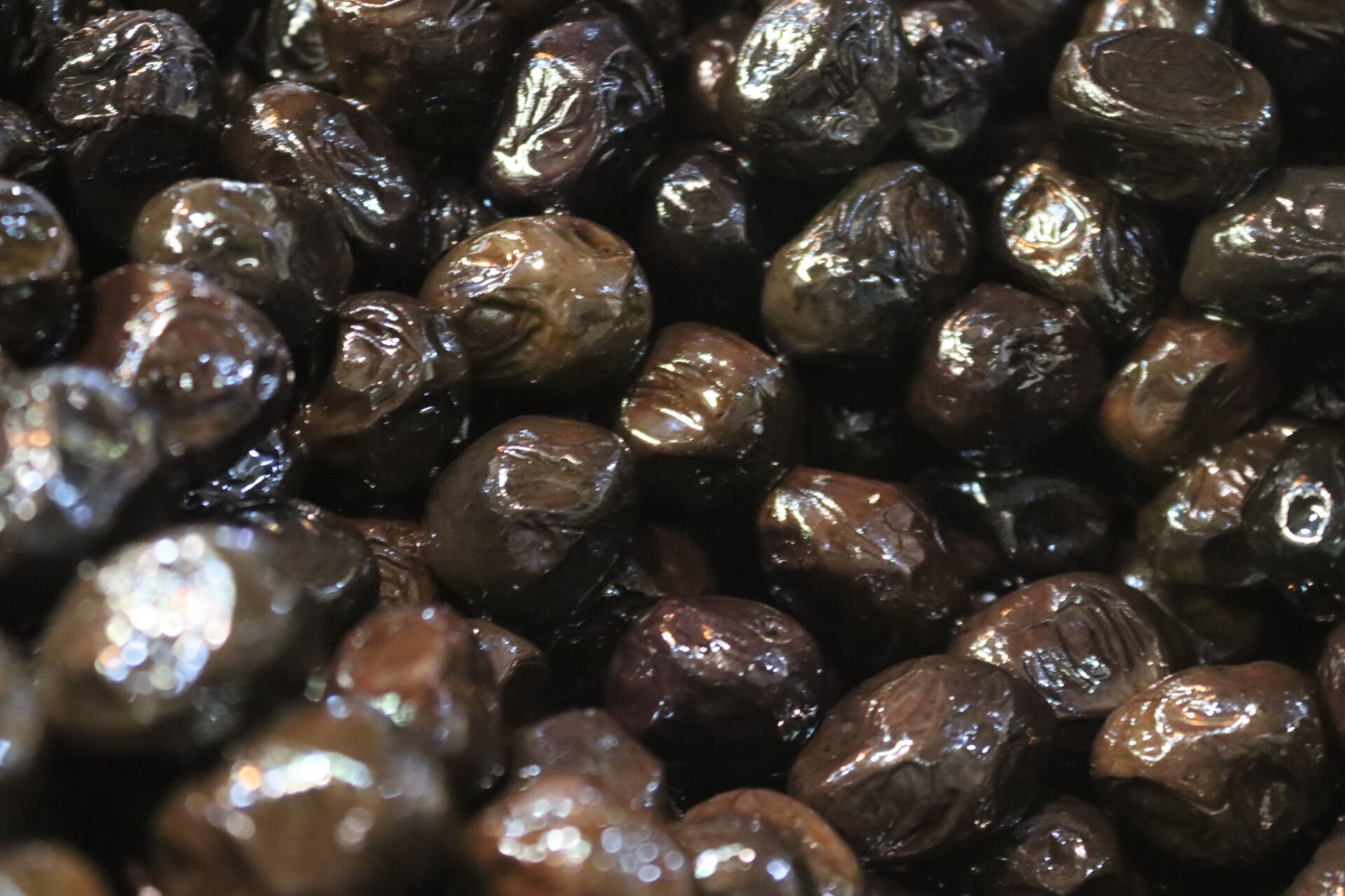 Kaz Dağları Hanife Siyah Zeytin